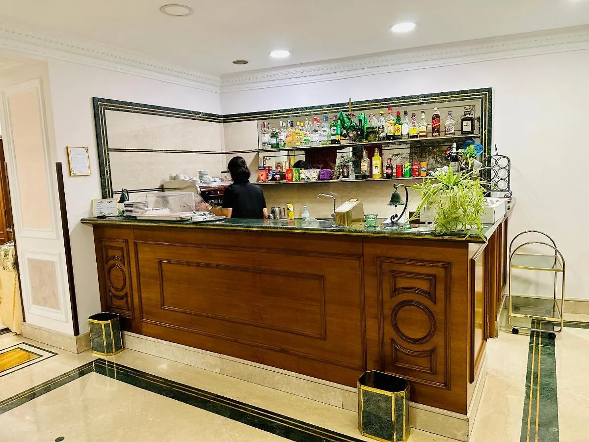 Hotel Principe Di Piemonte Рим
