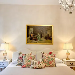 Apartment Palazzo Tiolo