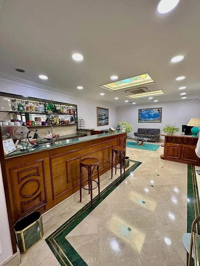 ***  Hotel Principe Di Piemonte Roma İtalya