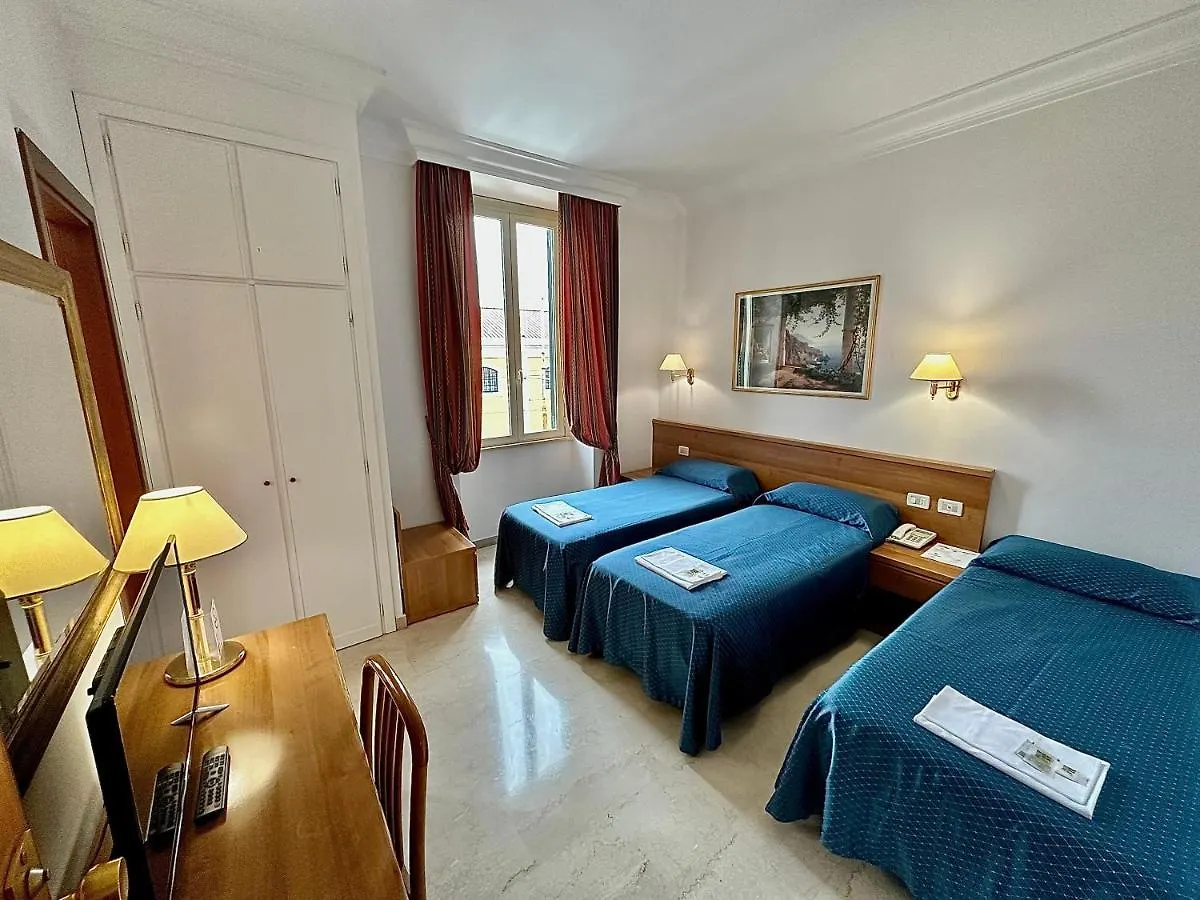 Hotel Principe Di Piemonte Rome 3*,