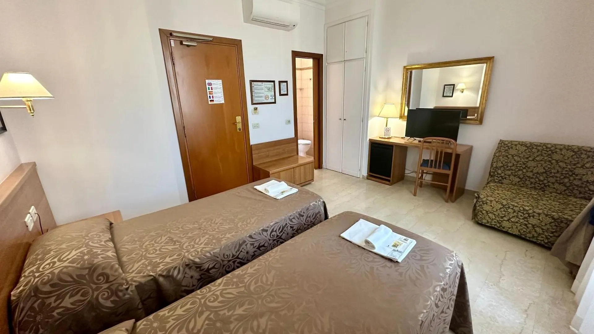 Hotel Principe Di Piemonte Rome