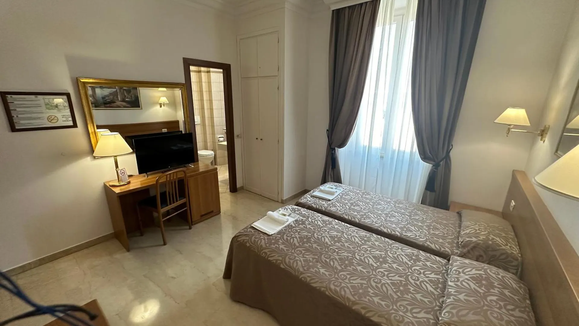 Hotel Principe Di Piemonte Rome